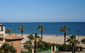Precioso Apartamento Vistas Laterales Al Mar